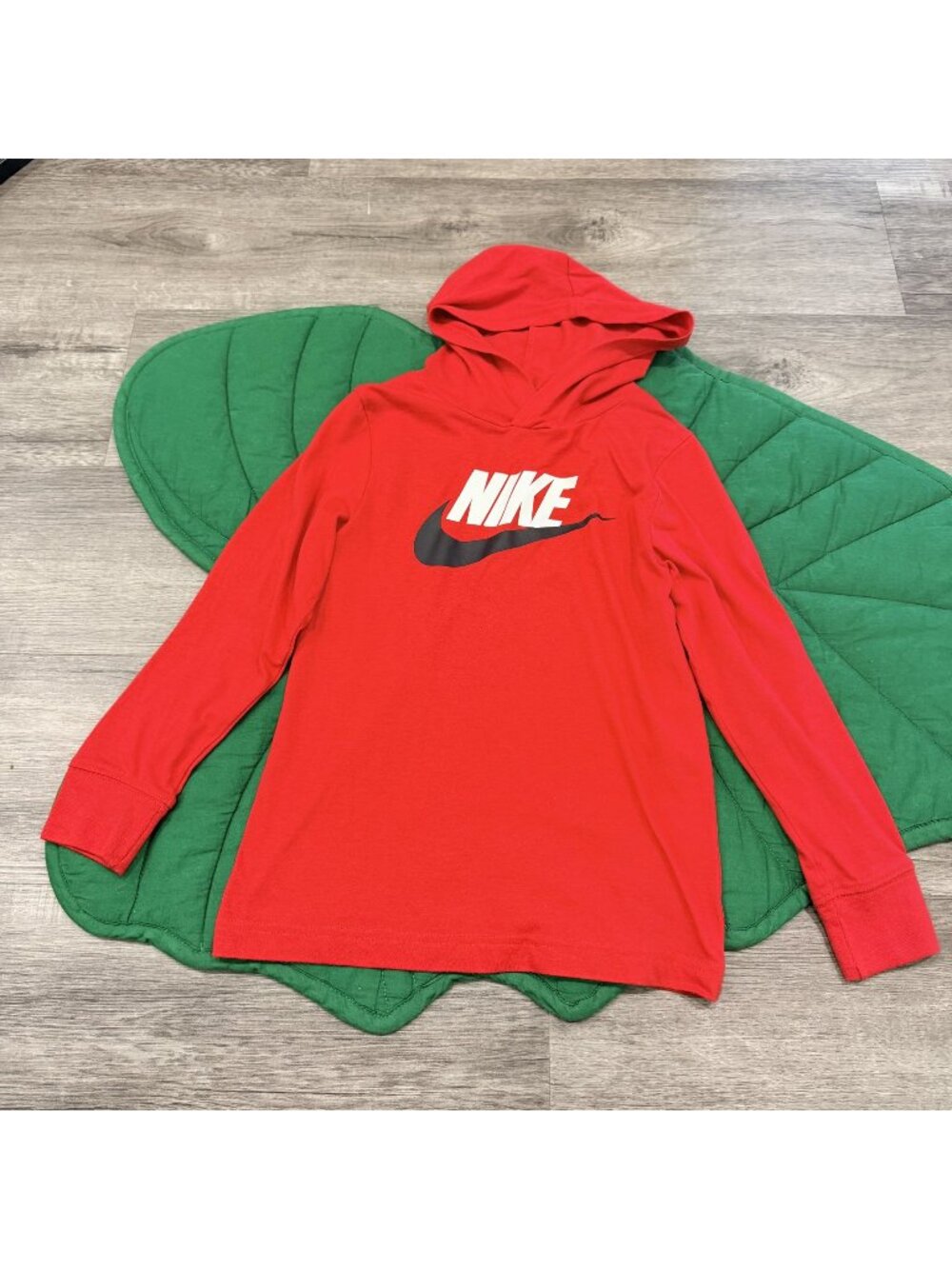 Nike Boys Youth 7 Red Hooded Long Sleeve Tee Shirt